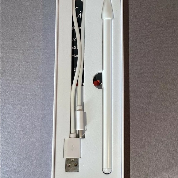 Stylus Pen: Superfine Active Capacitive For iPad - Picture 2 of 6